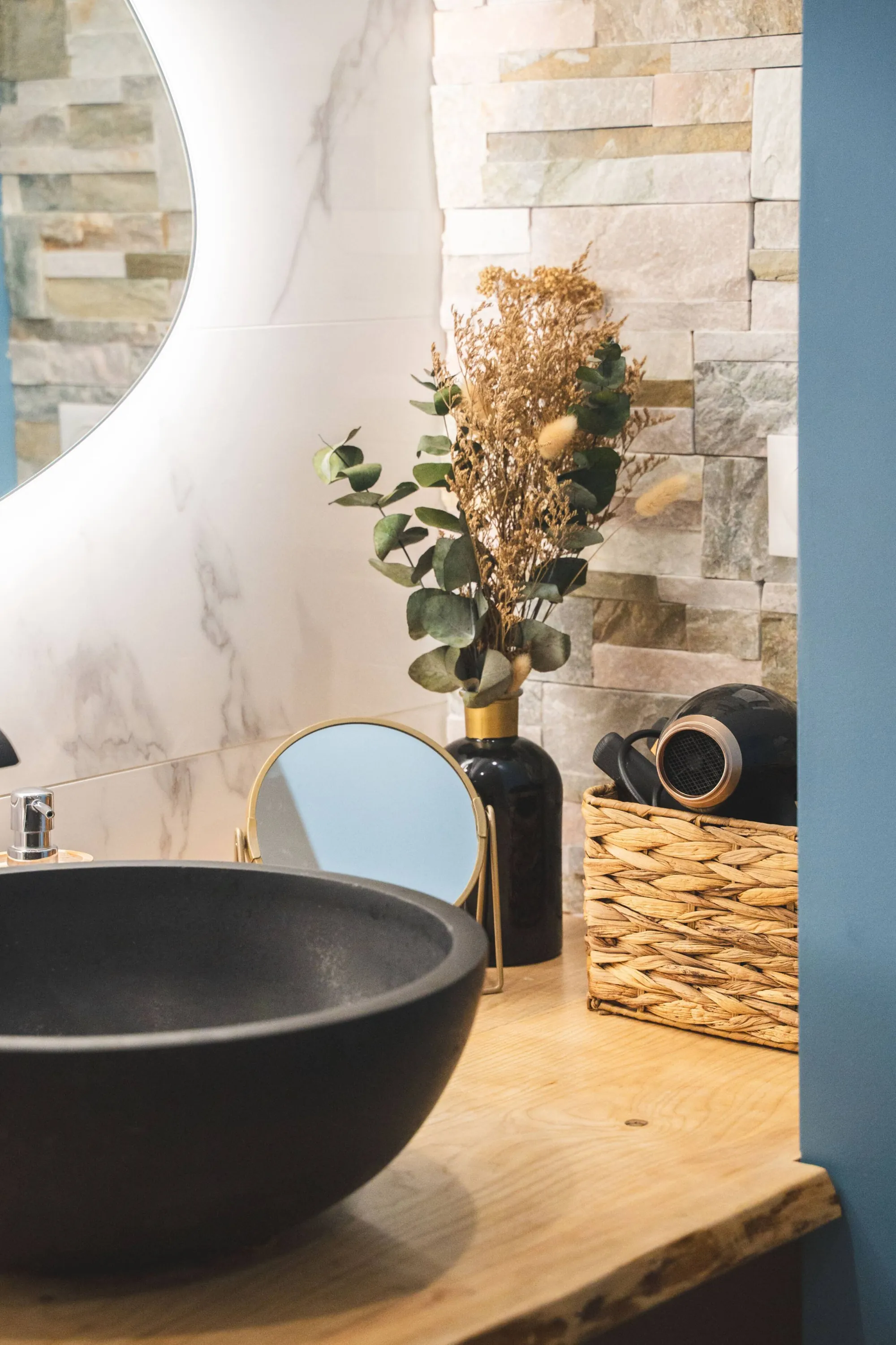 Salle de bain — Factory, Laval