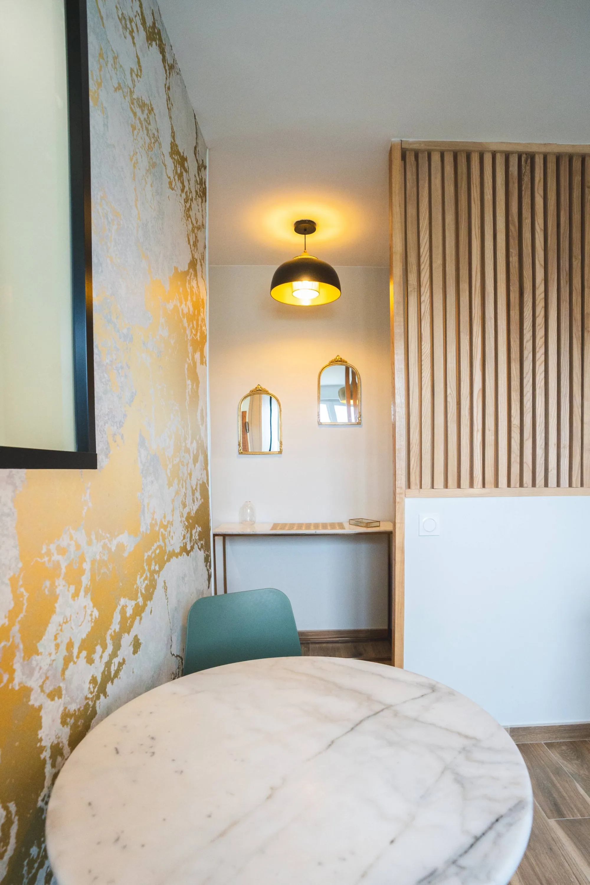 Salle de bain — Golden, Laval